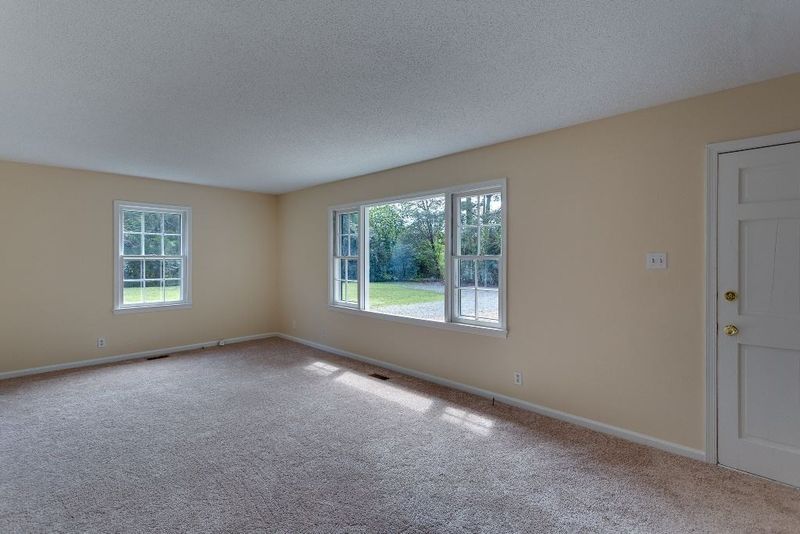 5603 Old Greensboro Rd, Chapel Hill, NC 27516