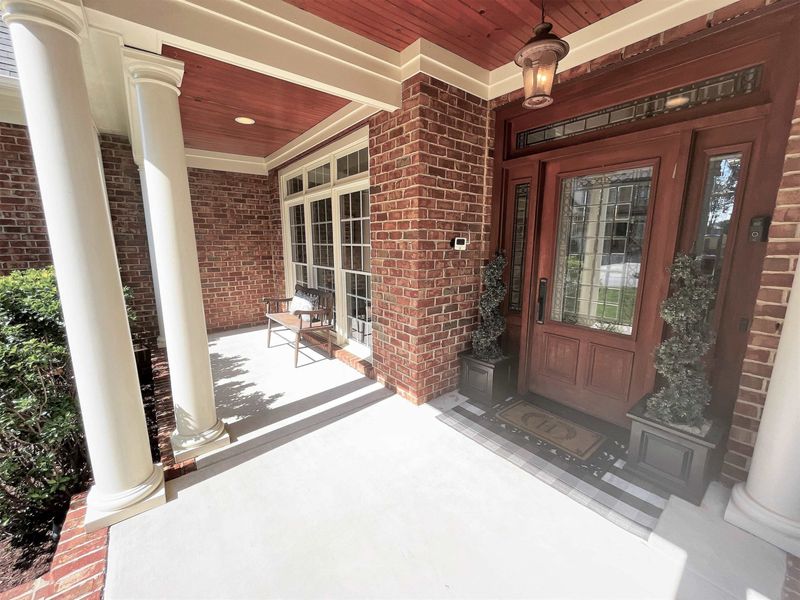 5604 Bennettwood Ct, Raleigh, NC 27612