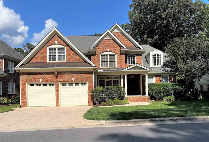 5604 Bennettwood Ct, Raleigh, NC 27612