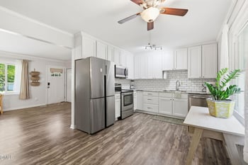 5604 Bobcat Rd, Chapel Hill, NC 27516