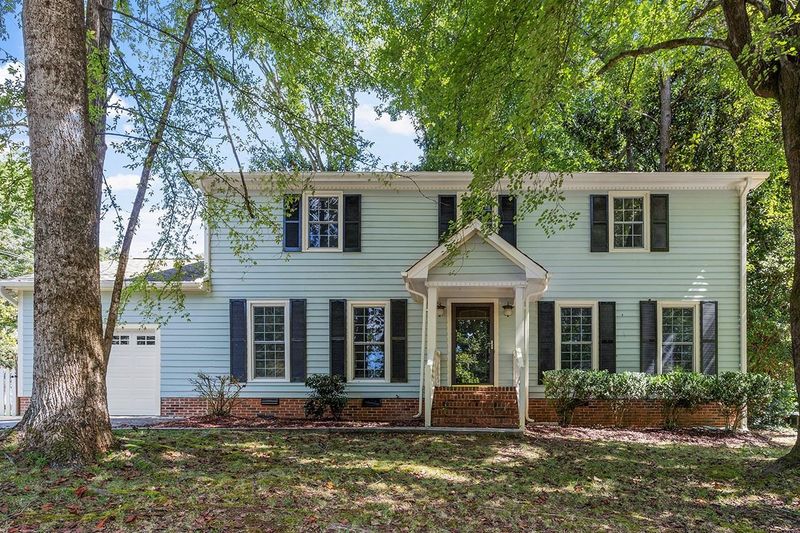5604 Mapleridge Dr, Raleigh, NC 27609