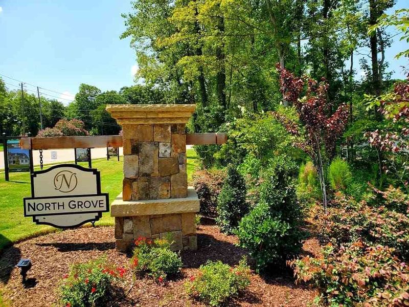 5604 Norcrest St #6, Raleigh, NC 27612