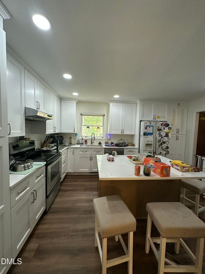 5605 Alpine Dr, Raleigh, NC 27609