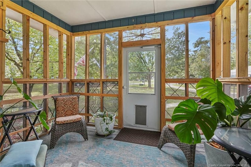 5605 Baggett Ln, Hope Mills, NC 28348
