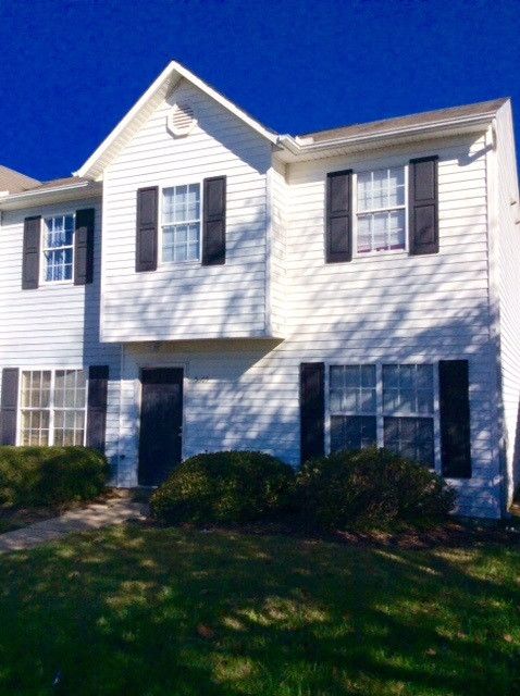 5605 Bringle Ct, Raleigh, NC 27610