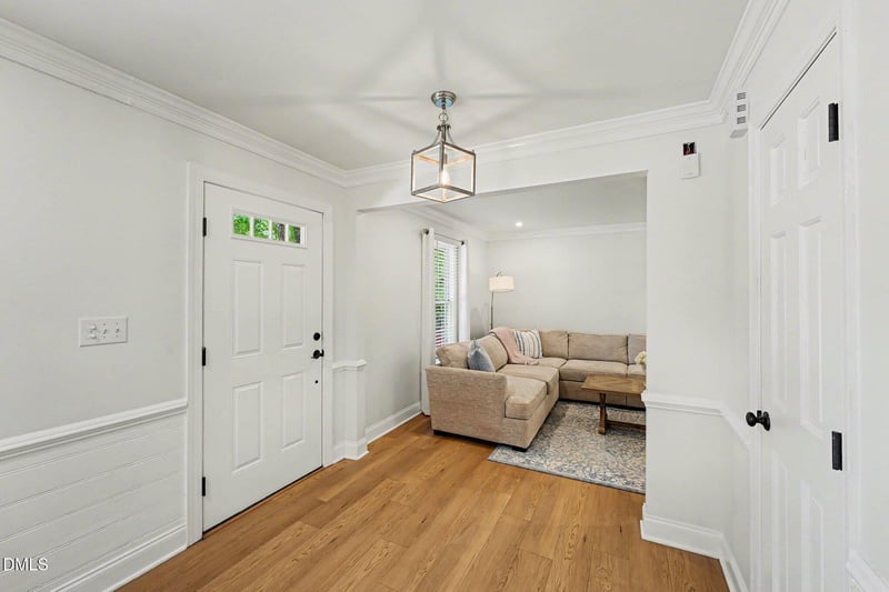 5605 Knollwood Rd, Raleigh, NC 27609