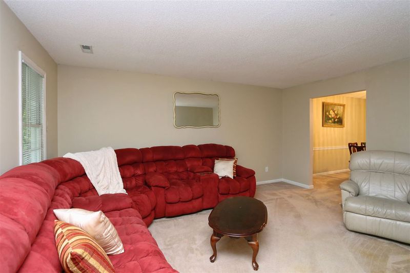5605 Preston Pl, Raleigh, NC 27604