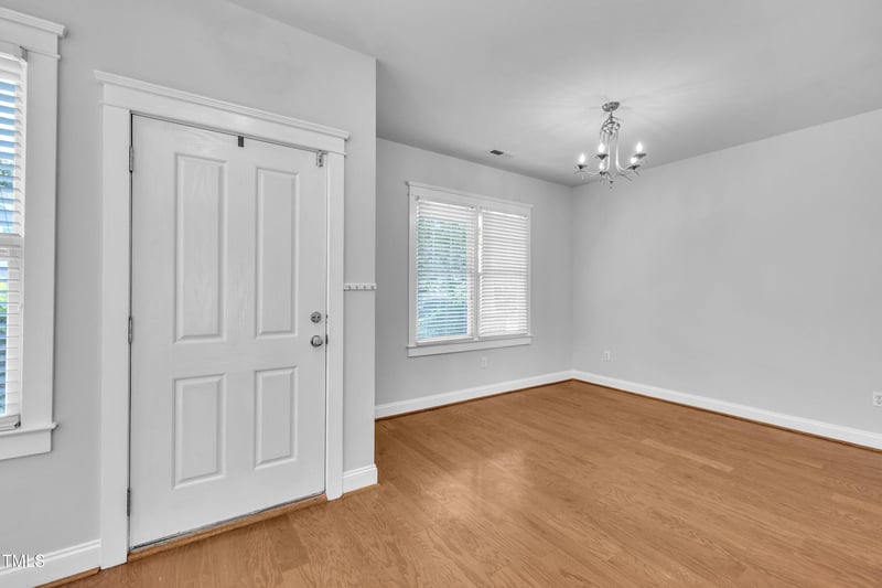 5606 Cary Glen Blvd, Cary, NC 27519