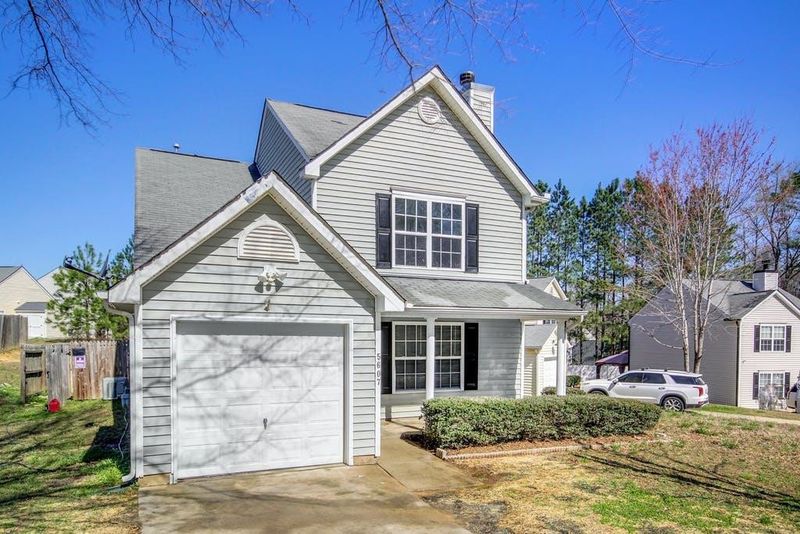 5607 Sojourn Dr, Raleigh, NC 27610