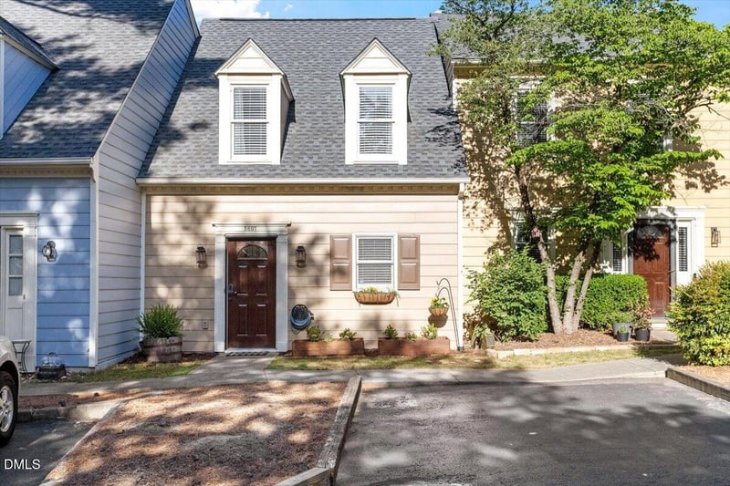 5607 Windy Hollow Ct, Raleigh, NC 27609