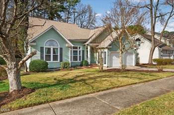 5608 Barham Ct, Raleigh, NC 27613