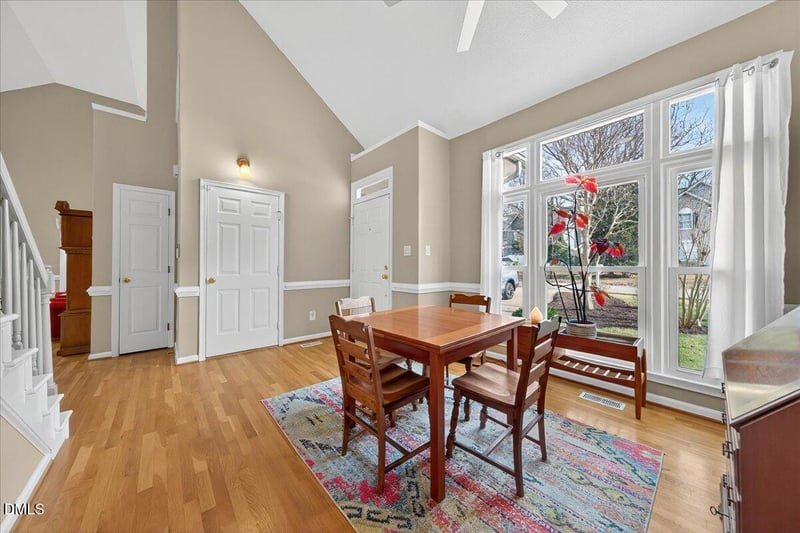 5608 Barham Ct, Raleigh, NC 27613