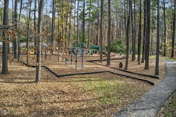 5608 Barham Ct, Raleigh, NC 27613