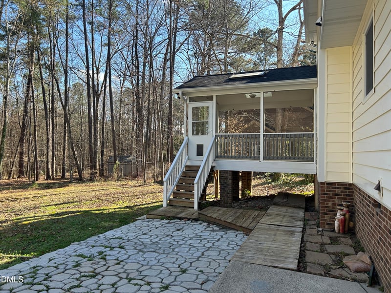 5608 Frenchmans Creek Dr, Durham, NC 27713