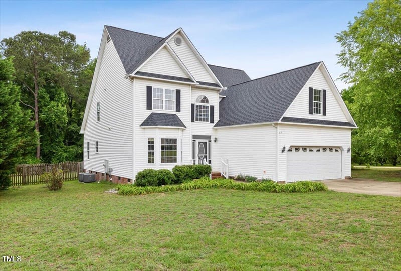 5608 Scottish Hills Dr, Holly Springs, NC 27540