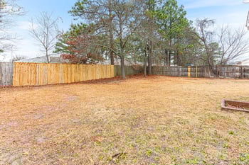 5608 Thackeray Dr, Fayetteville, NC 28306