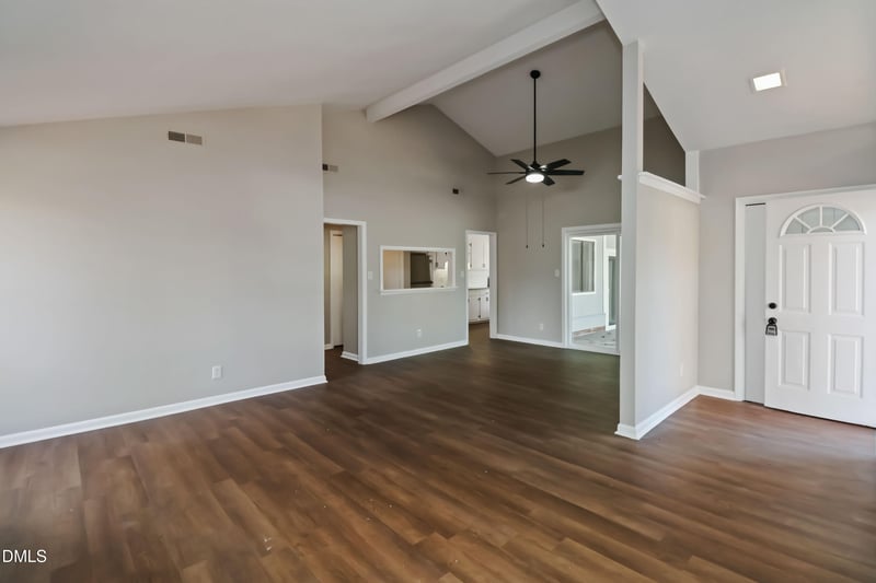 5609 Bowman Ct, Fayetteville, NC 28304