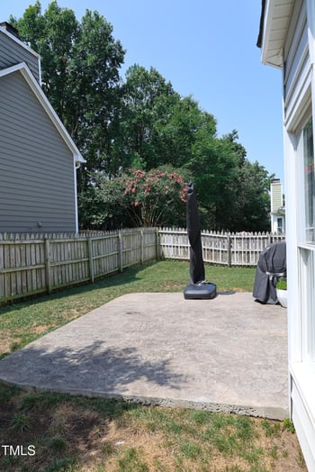 5609 Edgebury Rd, Raleigh, NC 27613