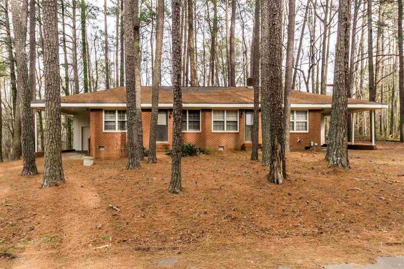 5609 Lakeside Trl, Raleigh, NC 27603