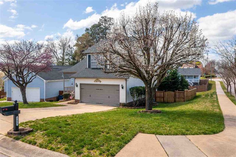 5609 Leonard Mill Rd, Raleigh, NC 27616