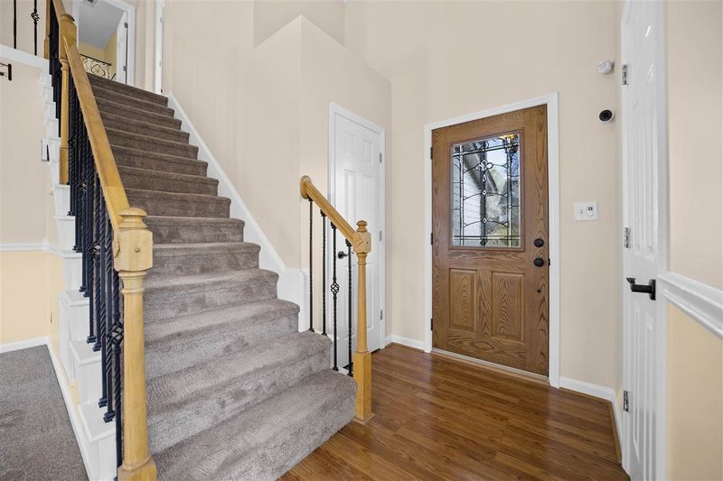 5609 Leonard Mill Rd, Raleigh, NC 27616