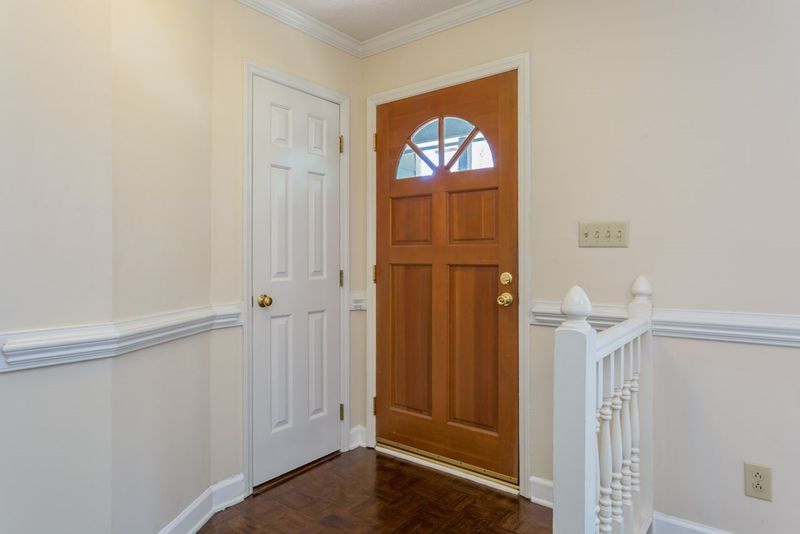 5609 Preston Pl, Raleigh, NC 27604