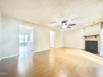 561 Darby Glen Ln, Durham, NC 27713