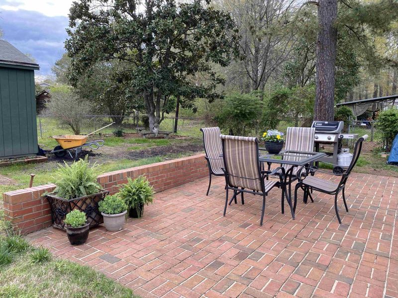 5610 Buttonwood Ct, Durham, NC 27713