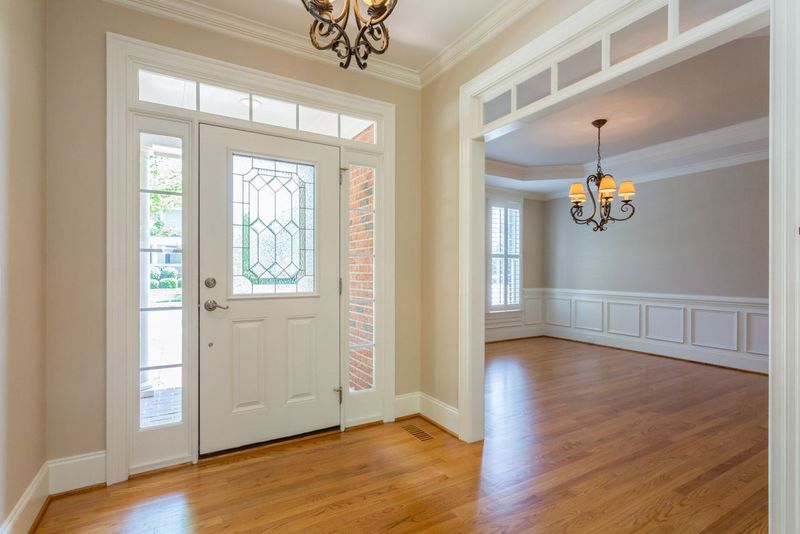 5610 Highcroft Dr, Cary, NC 27519