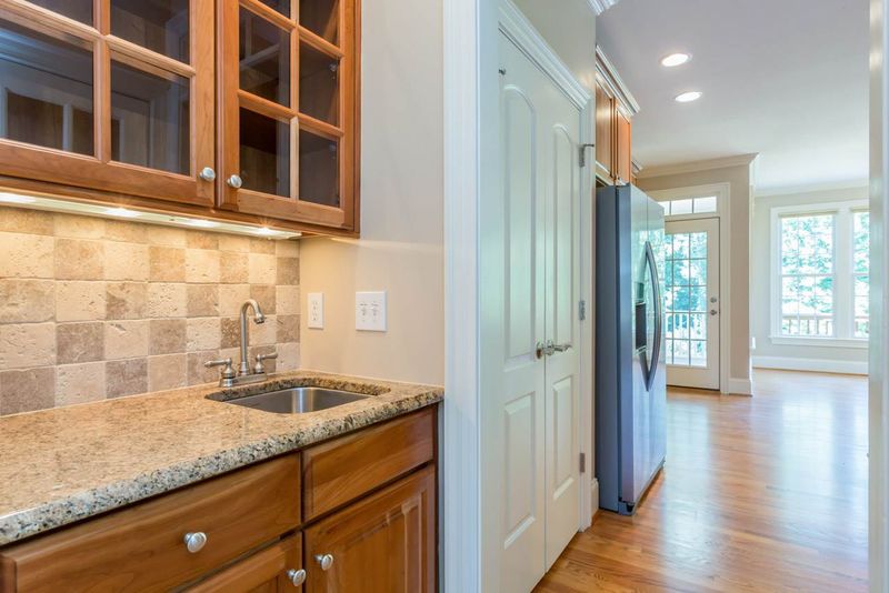 5610 Highcroft Dr, Cary, NC 27519