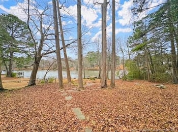 5611 Nix Rd, Fayetteville, NC 28314