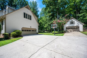 5611 Red Coach Rd, Durham, NC 27712