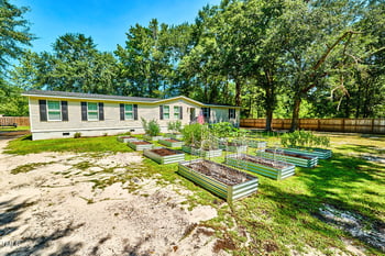 5612 Baggett Ln, Hope Mills, NC 28348