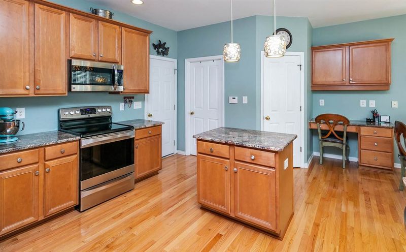 5612 Big Sandy Dr, Raleigh, NC 27616