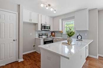 5612 Sandy Trail Dr, Knightdale, NC 27545