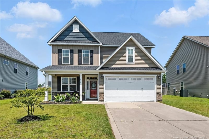 5612 Stonefield St, Hope Mills, NC 28348