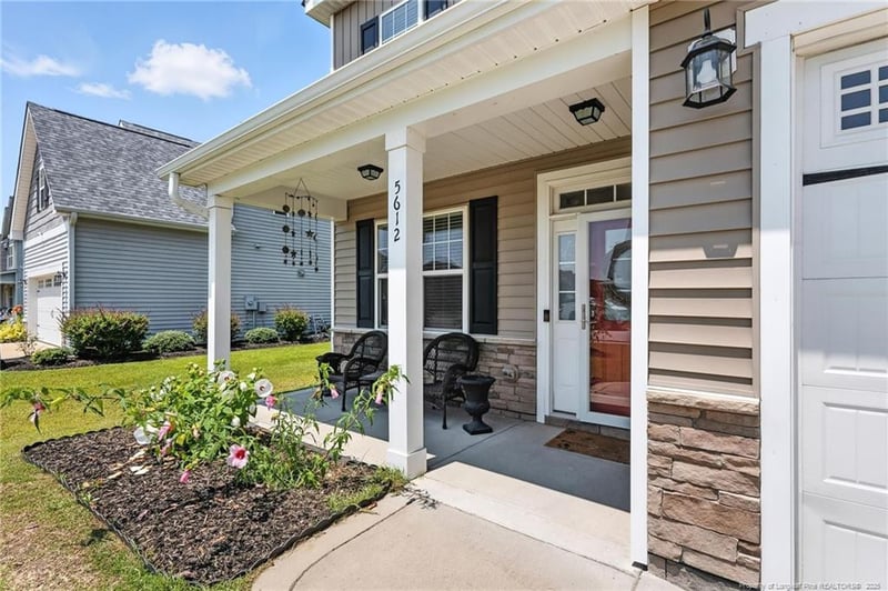 5612 Stonefield St, Hope Mills, NC 28348