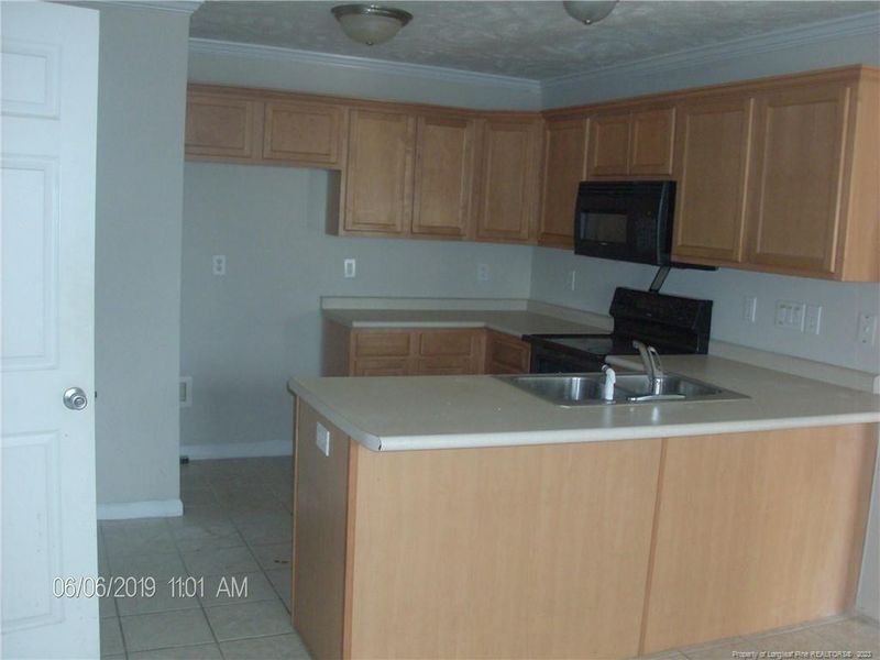 5612 Thackeray Dr, Fayetteville, NC 28306