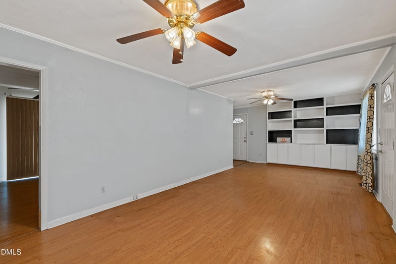 5613 Barbee Chapel Rd, Chapel Hill, NC 27517