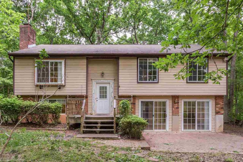 5613 Centennial Dr, Durham, NC 27712