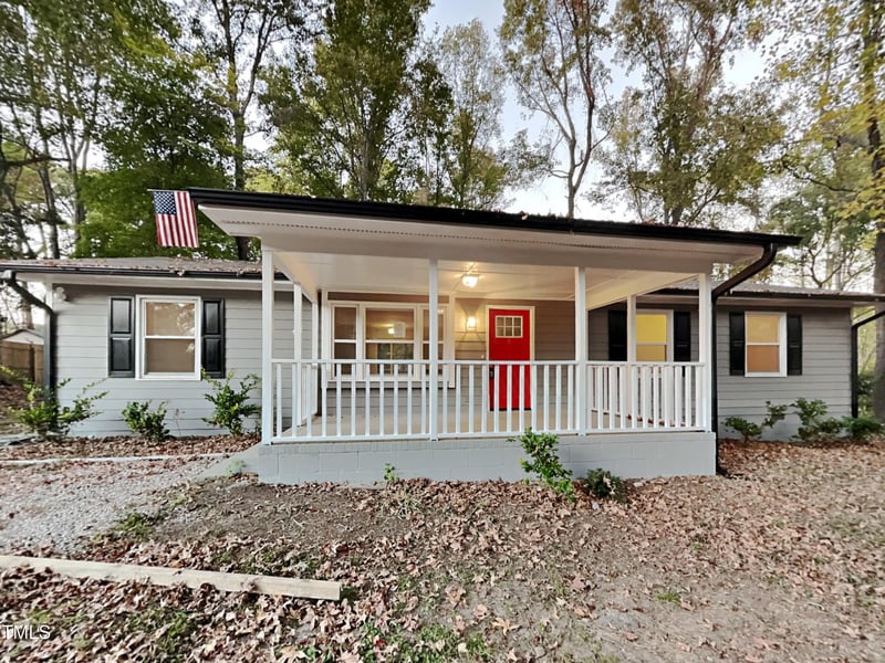 5613 Deerborn Dr, Apex, NC 27539
