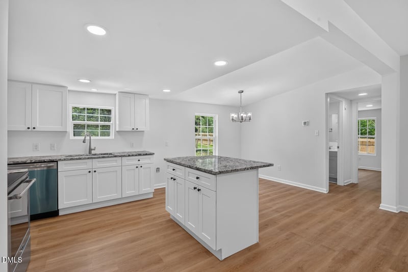 5614 Nc Hwy 54 W, Chapel Hill, NC 27516