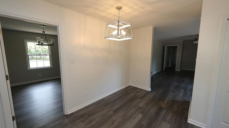 5614 Russell Rd, Durham, NC 27712