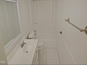 5614 Skyline Dr, Durham, NC 27712