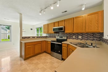 5614 Thistlerock Ln, Durham, NC 27703