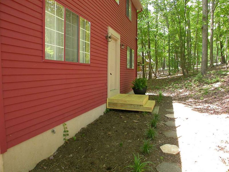 5616 Centennial Dr, Durham, NC 27712