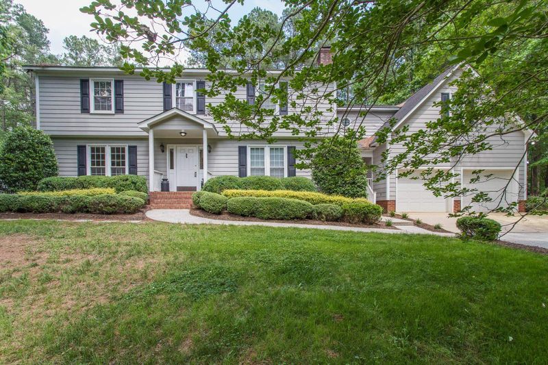 5616 Kiltshire Rd, Durham, NC 27712