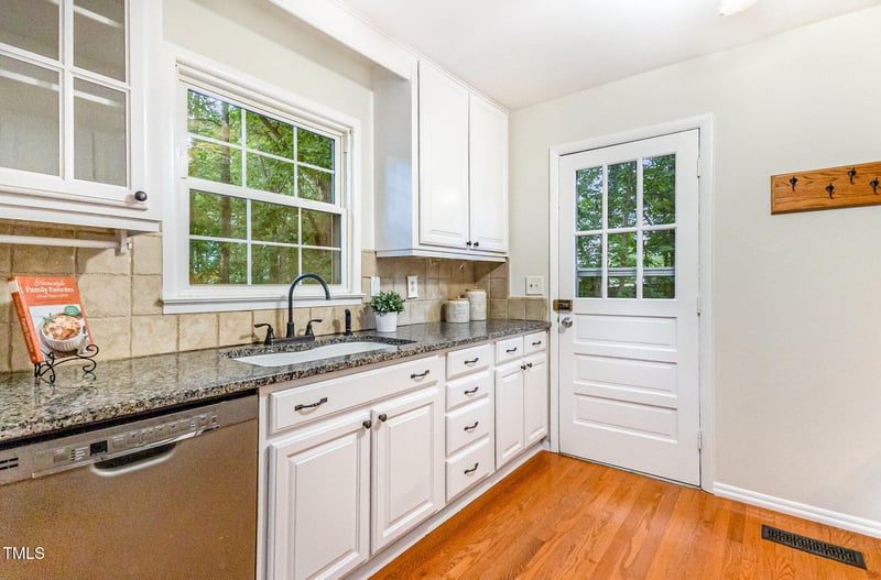 5616 Rangeley Dr, Raleigh, NC 27609