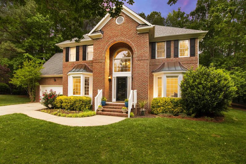 5617 Crossfield Dr, Raleigh, NC 27613