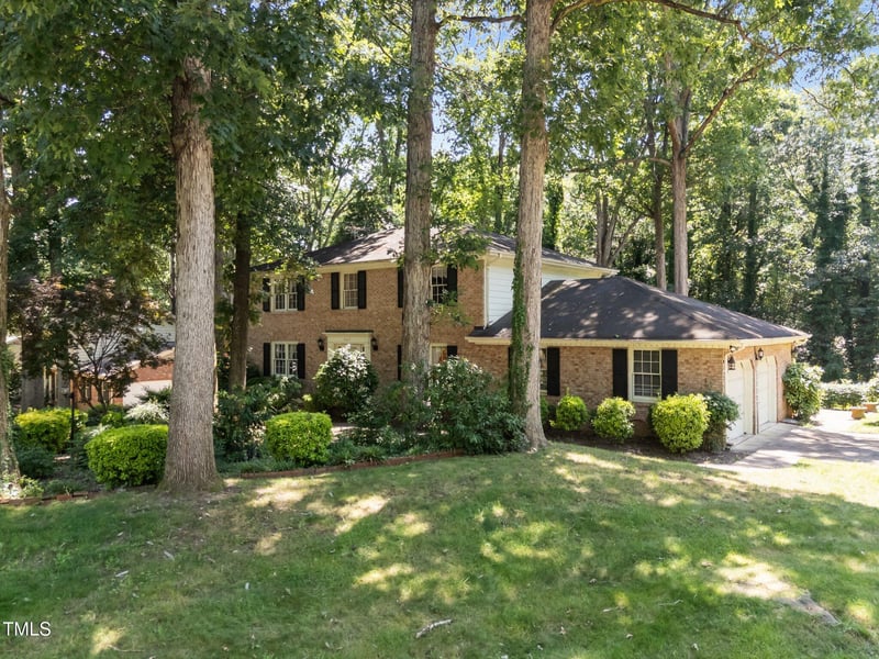 5617 Partridge Ln, Raleigh, NC 27609